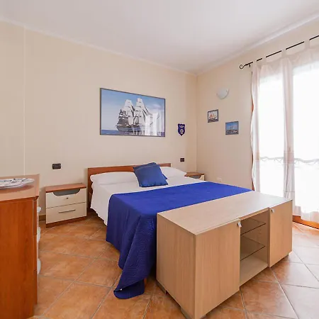- Le Residenze Di Padule 02 * Ла-Маддалена